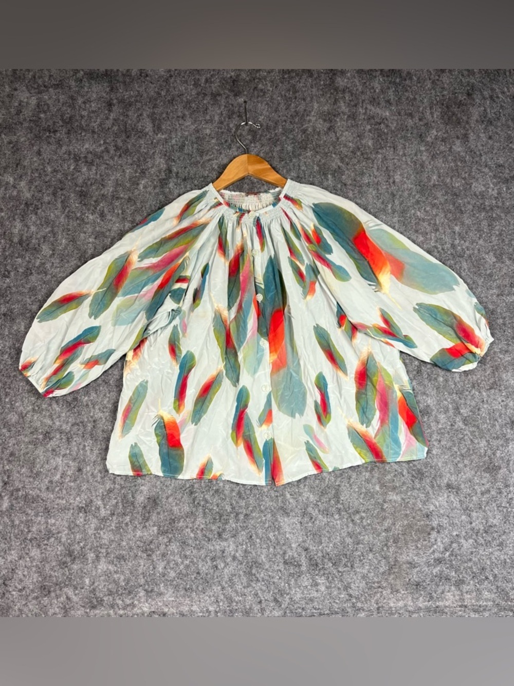 Tucker Light Blue Multicolor Feather-Print Blouse Size L